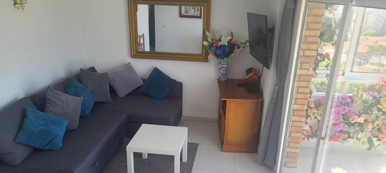 Acuario Shared Flat Piso Compartido Est Partage الشقة مشتركة Apartment เบนัลมาเดนา ภายนอก รูปภาพ
